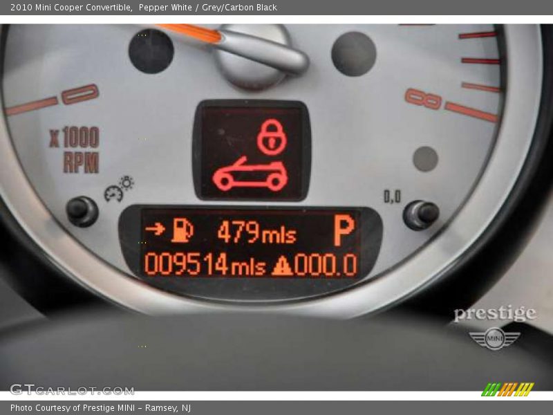 Pepper White / Grey/Carbon Black 2010 Mini Cooper Convertible