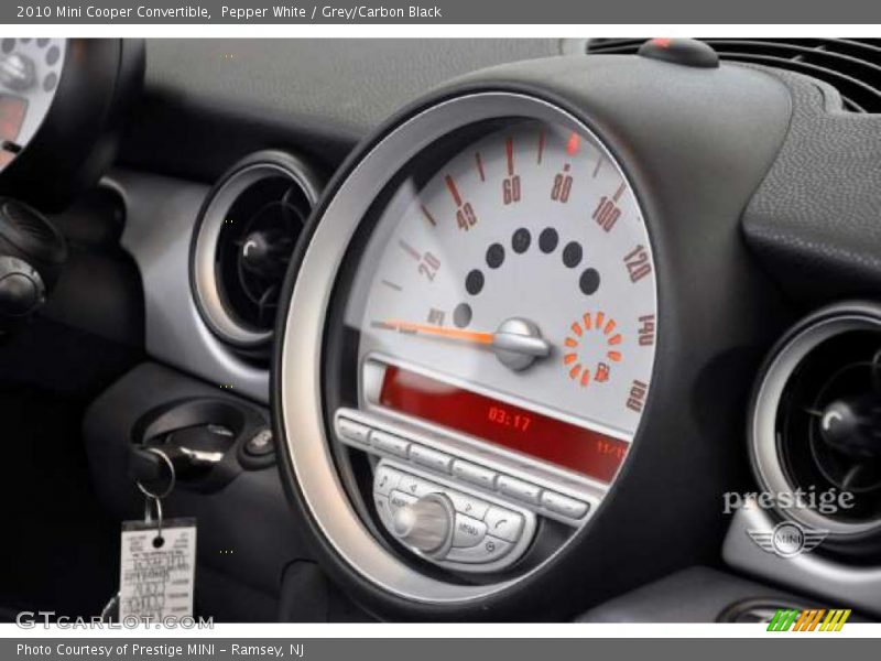Pepper White / Grey/Carbon Black 2010 Mini Cooper Convertible