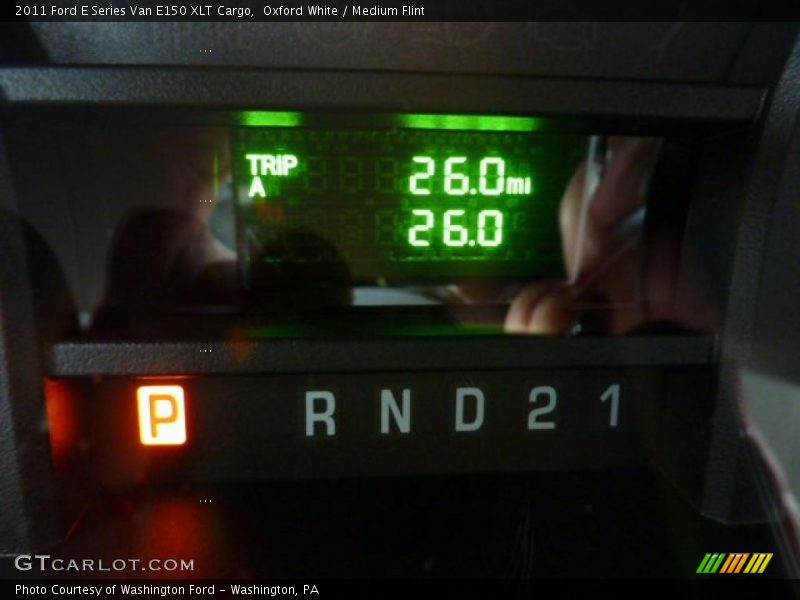 Oxford White / Medium Flint 2011 Ford E Series Van E150 XLT Cargo
