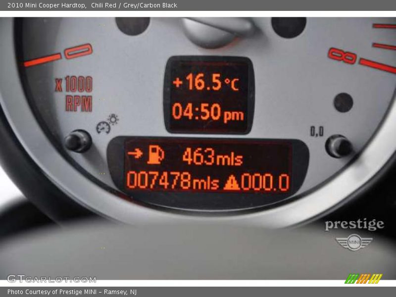 Chili Red / Grey/Carbon Black 2010 Mini Cooper Hardtop