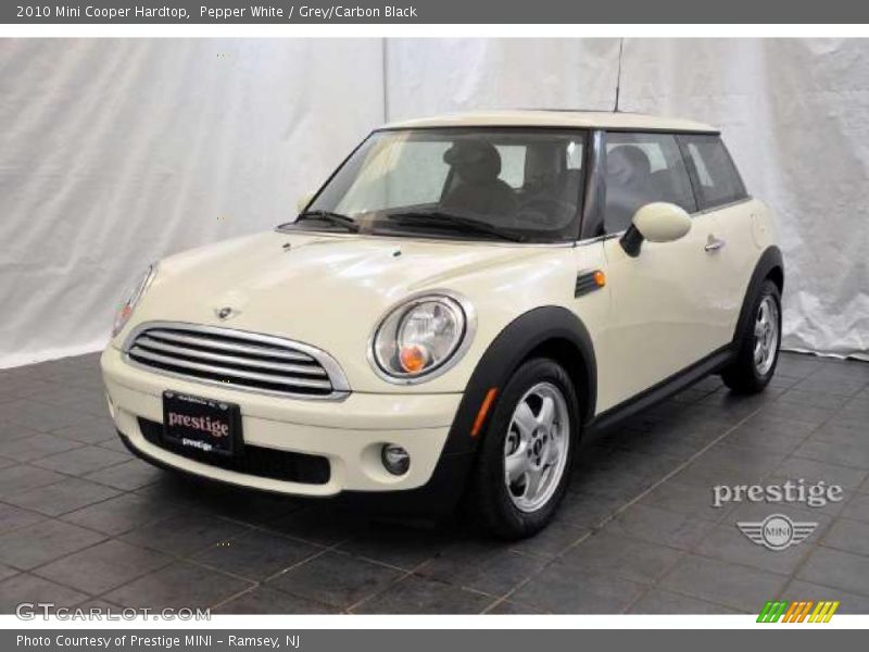 Pepper White / Grey/Carbon Black 2010 Mini Cooper Hardtop