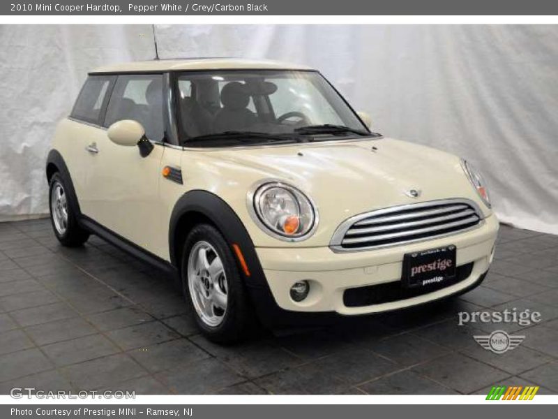 Pepper White / Grey/Carbon Black 2010 Mini Cooper Hardtop