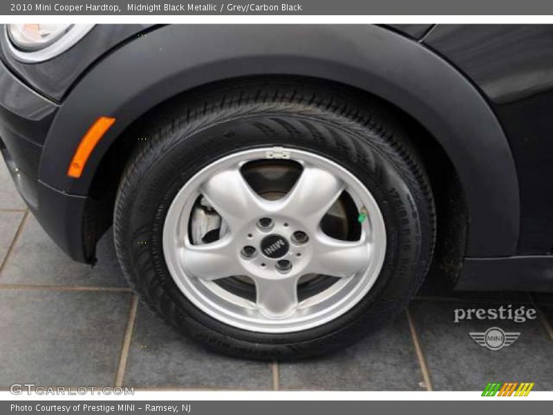 Midnight Black Metallic / Grey/Carbon Black 2010 Mini Cooper Hardtop