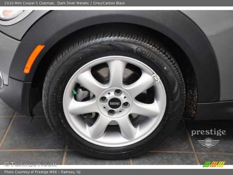 Dark Silver Metallic / Grey/Carbon Black 2010 Mini Cooper S Clubman