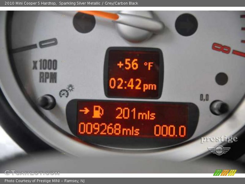 Sparkling Silver Metallic / Grey/Carbon Black 2010 Mini Cooper S Hardtop