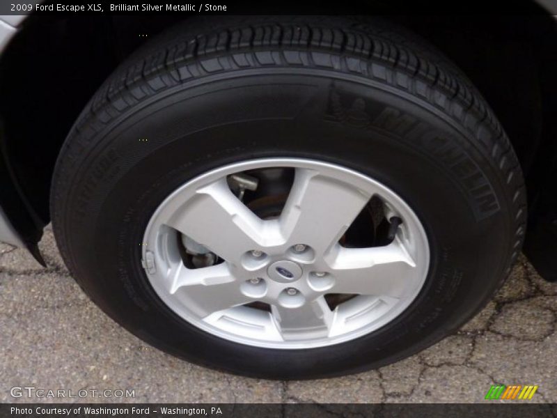  2009 Escape XLS Wheel