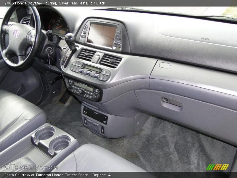 Silver Pearl Metallic / Black 2006 Honda Odyssey Touring
