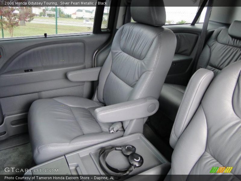 Silver Pearl Metallic / Black 2006 Honda Odyssey Touring