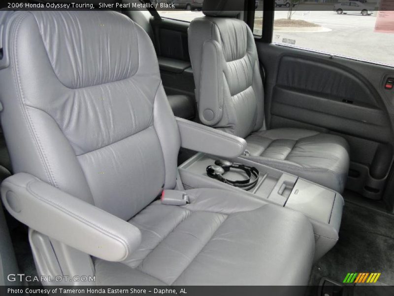 Silver Pearl Metallic / Black 2006 Honda Odyssey Touring