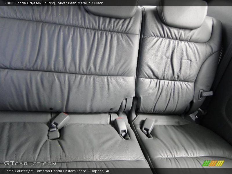 Silver Pearl Metallic / Black 2006 Honda Odyssey Touring