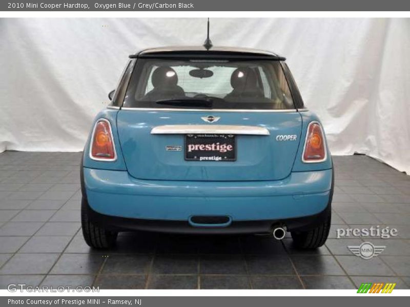 Oxygen Blue / Grey/Carbon Black 2010 Mini Cooper Hardtop