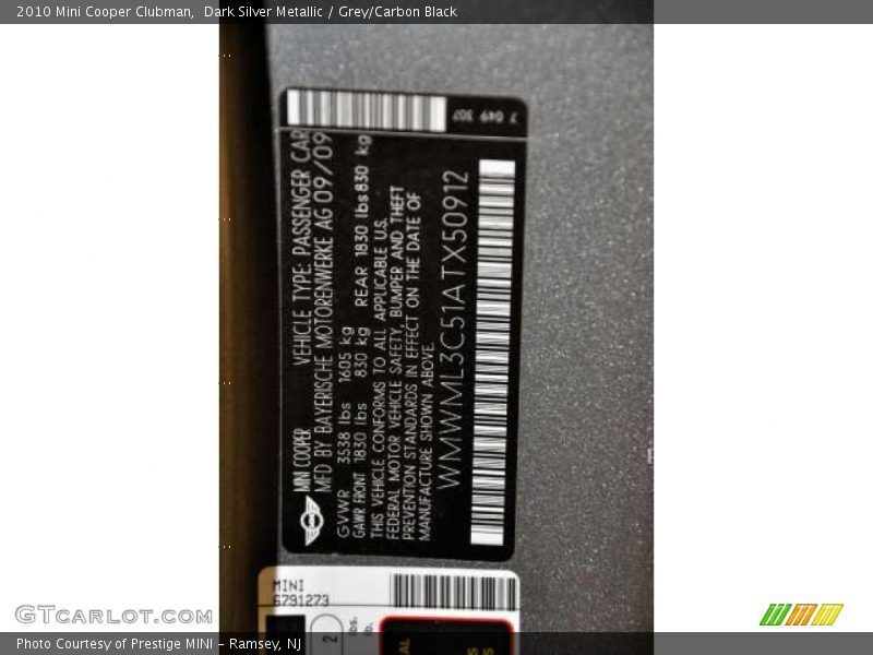 Dark Silver Metallic / Grey/Carbon Black 2010 Mini Cooper Clubman