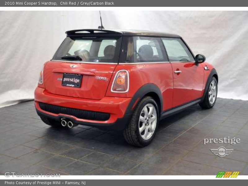 Chili Red / Grey/Carbon Black 2010 Mini Cooper S Hardtop