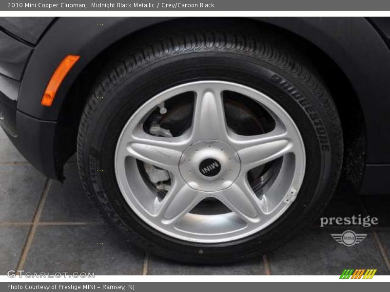 Midnight Black Metallic / Grey/Carbon Black 2010 Mini Cooper Clubman