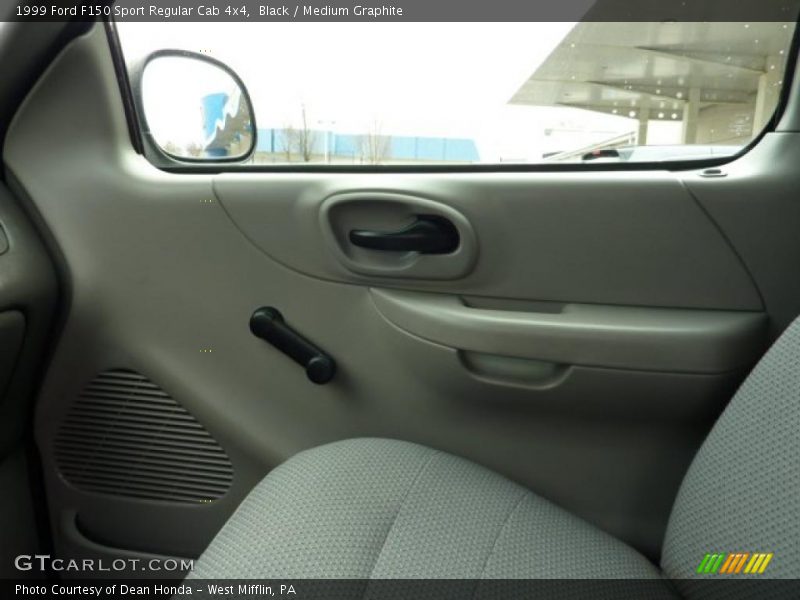 Black / Medium Graphite 1999 Ford F150 Sport Regular Cab 4x4