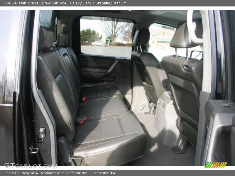 Galaxy Black / Graphite/Titanium 2006 Nissan Titan LE Crew Cab 4x4