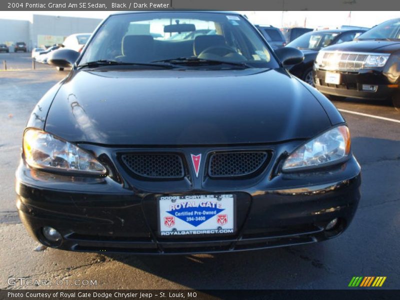 Black / Dark Pewter 2004 Pontiac Grand Am SE Sedan