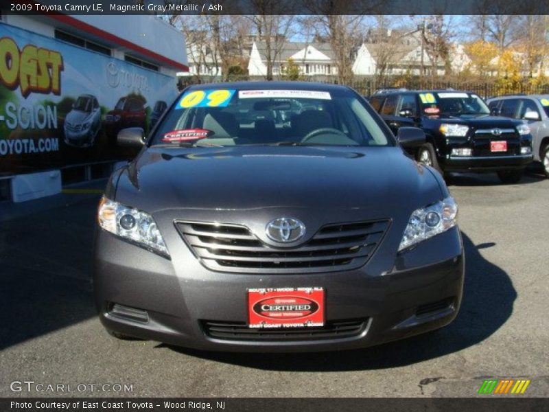 Magnetic Gray Metallic / Ash 2009 Toyota Camry LE