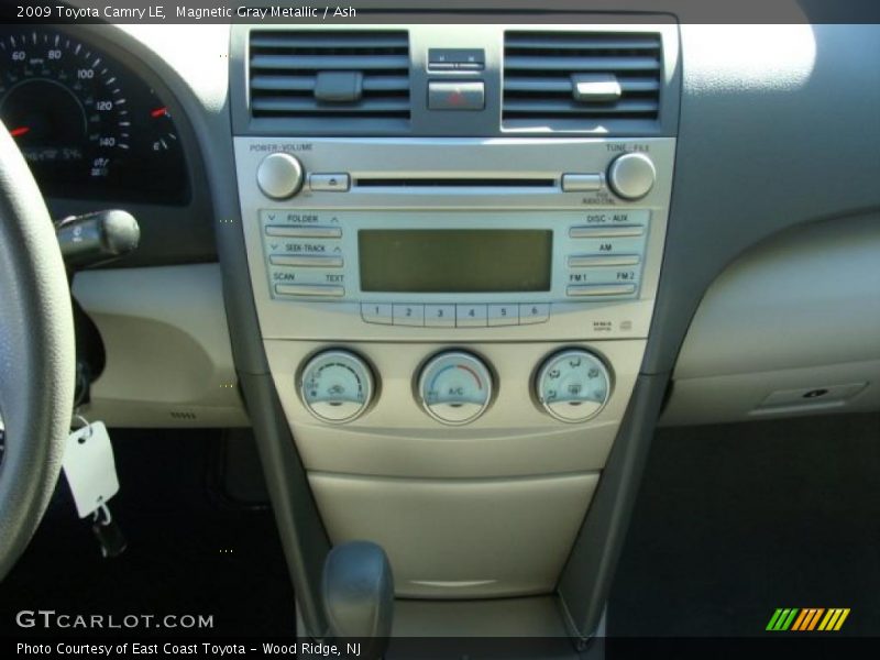 Magnetic Gray Metallic / Ash 2009 Toyota Camry LE