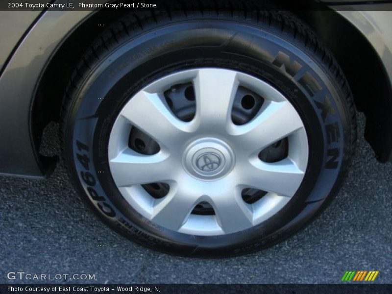 Phantom Gray Pearl / Stone 2004 Toyota Camry LE