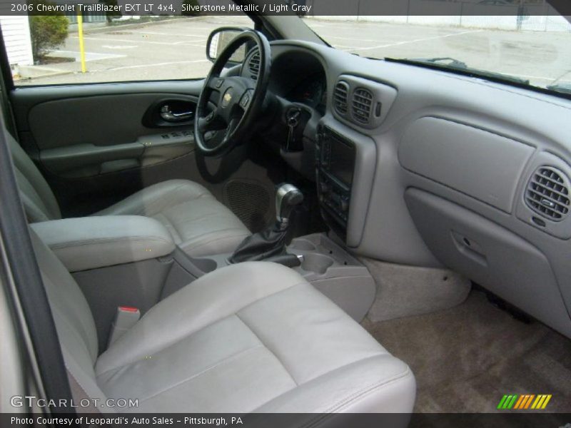 Silverstone Metallic / Light Gray 2006 Chevrolet TrailBlazer EXT LT 4x4