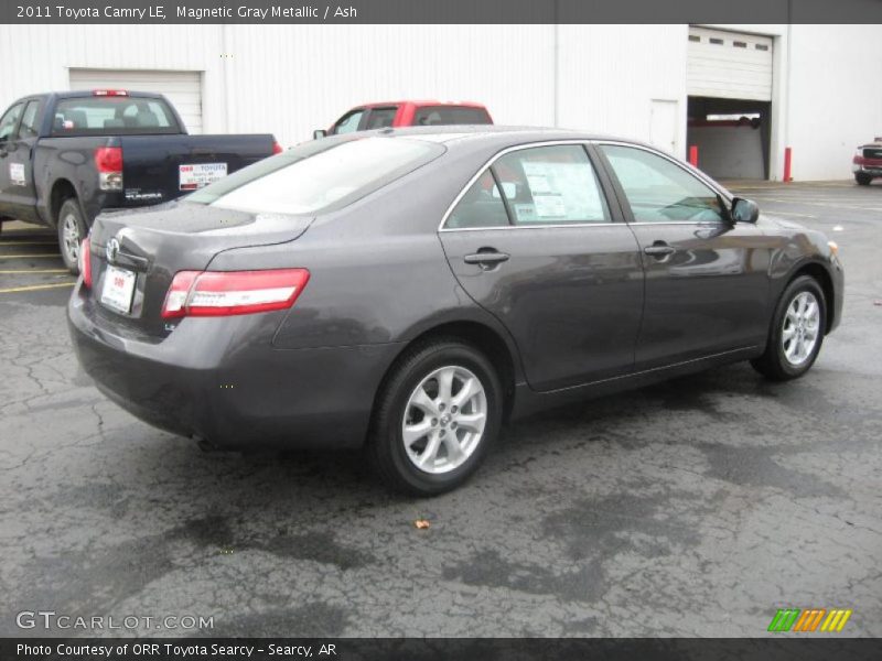 Magnetic Gray Metallic / Ash 2011 Toyota Camry LE
