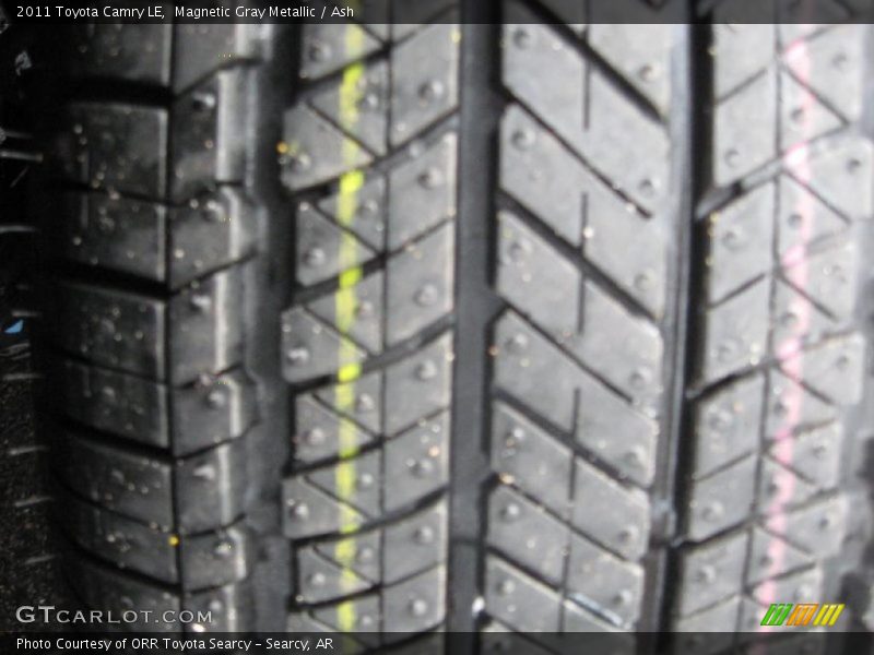 Magnetic Gray Metallic / Ash 2011 Toyota Camry LE
