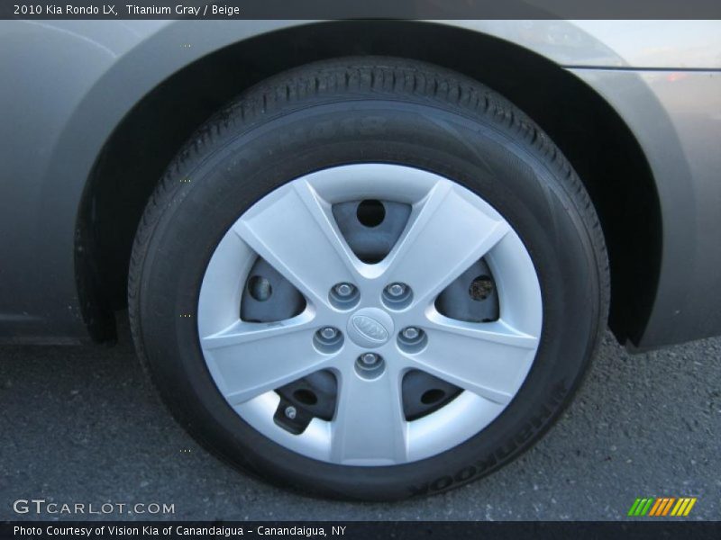 Titanium Gray / Beige 2010 Kia Rondo LX