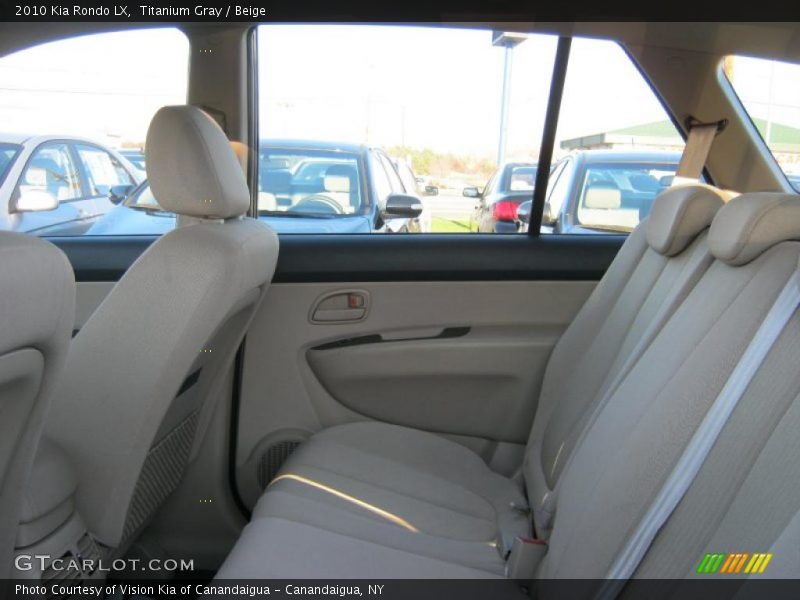 Titanium Gray / Beige 2010 Kia Rondo LX