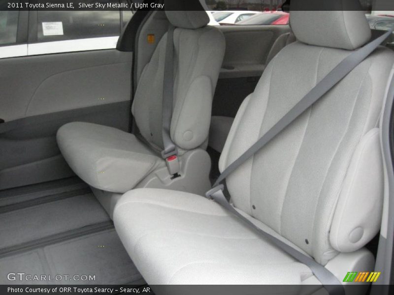  2011 Sienna LE Light Gray Interior