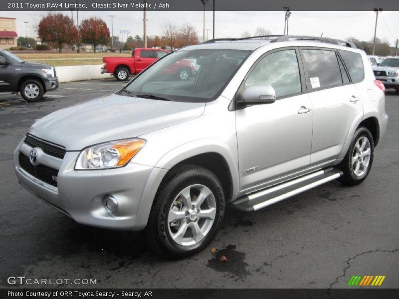 Front 3/4 View of 2011 RAV4 Limited