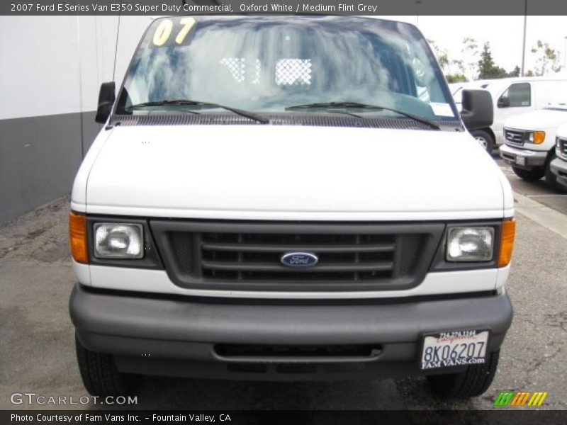 Oxford White / Medium Flint Grey 2007 Ford E Series Van E350 Super Duty Commercial