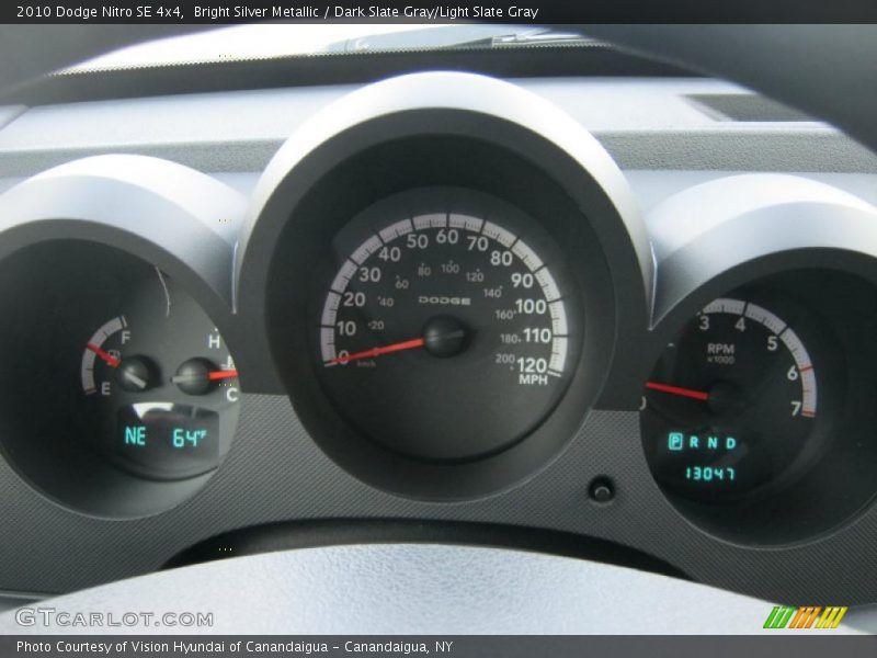 Bright Silver Metallic / Dark Slate Gray/Light Slate Gray 2010 Dodge Nitro SE 4x4