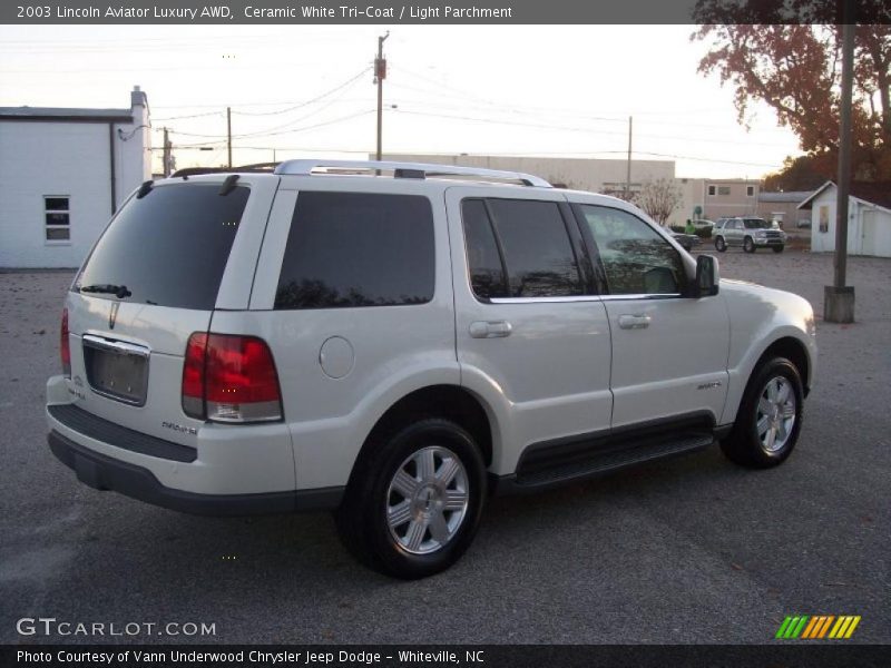 Ceramic White Tri-Coat / Light Parchment 2003 Lincoln Aviator Luxury AWD