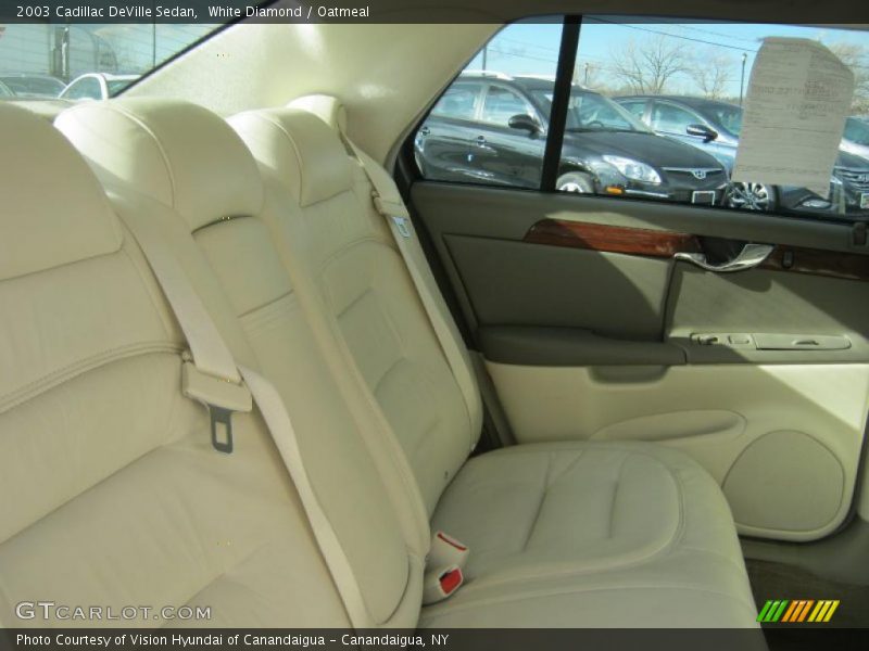White Diamond / Oatmeal 2003 Cadillac DeVille Sedan
