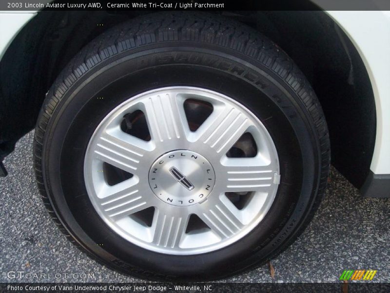 Ceramic White Tri-Coat / Light Parchment 2003 Lincoln Aviator Luxury AWD