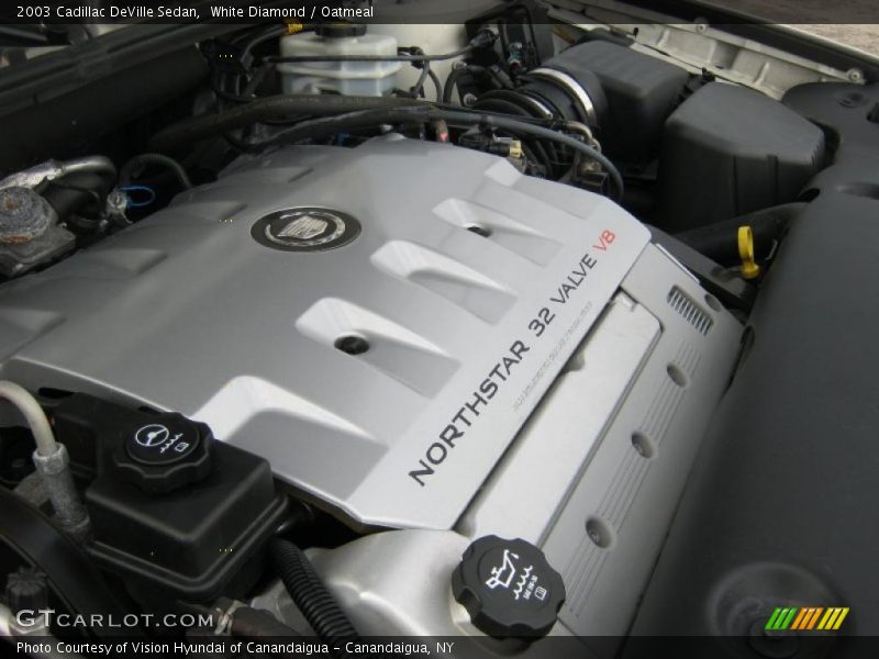 White Diamond / Oatmeal 2003 Cadillac DeVille Sedan