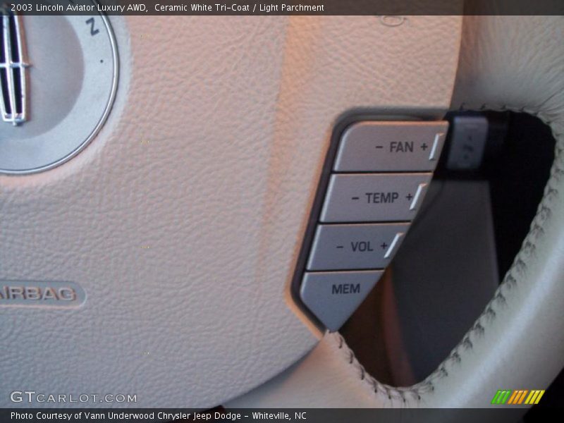 Ceramic White Tri-Coat / Light Parchment 2003 Lincoln Aviator Luxury AWD