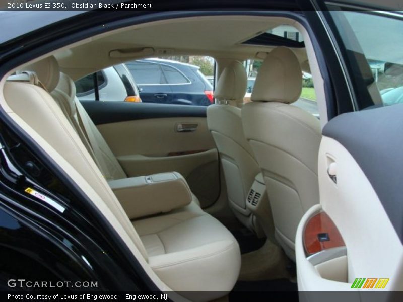  2010 ES 350 Parchment Interior