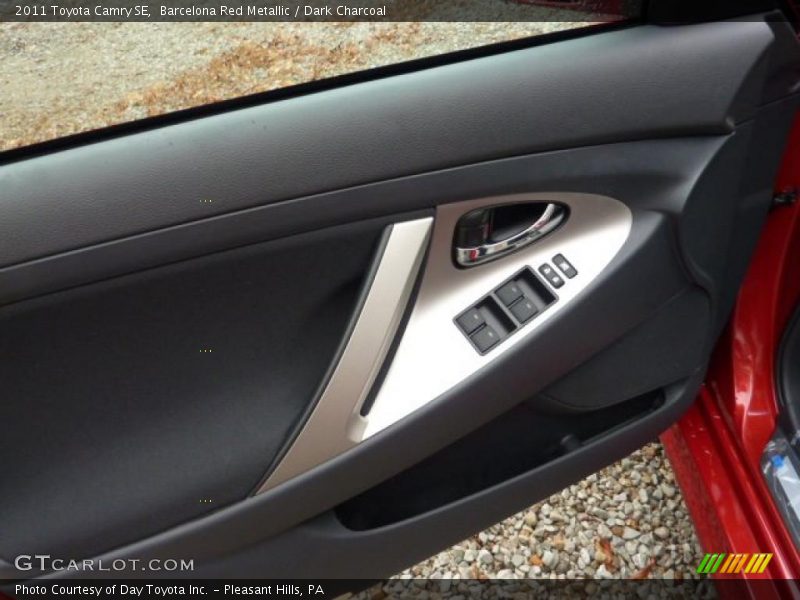 Barcelona Red Metallic / Dark Charcoal 2011 Toyota Camry SE
