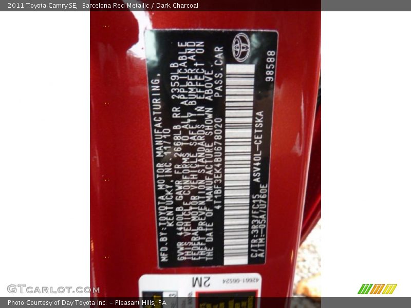 Barcelona Red Metallic / Dark Charcoal 2011 Toyota Camry SE