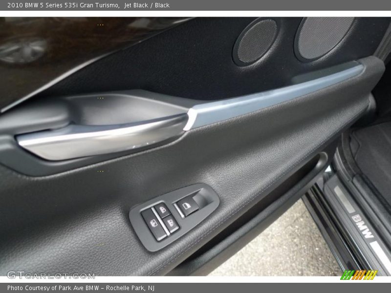 Jet Black / Black 2010 BMW 5 Series 535i Gran Turismo
