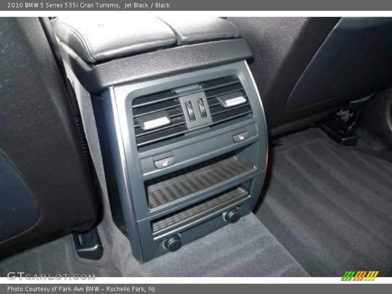 Jet Black / Black 2010 BMW 5 Series 535i Gran Turismo