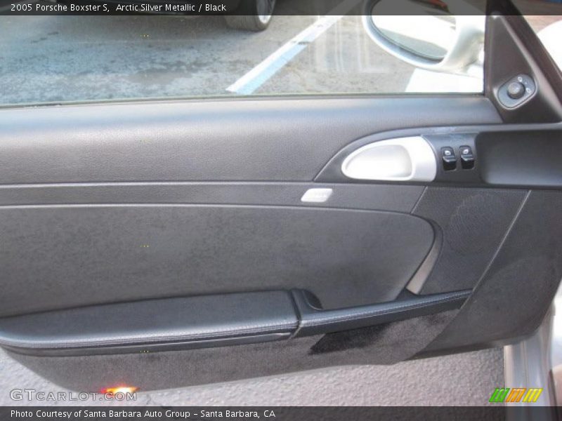 Door Panel of 2005 Boxster S