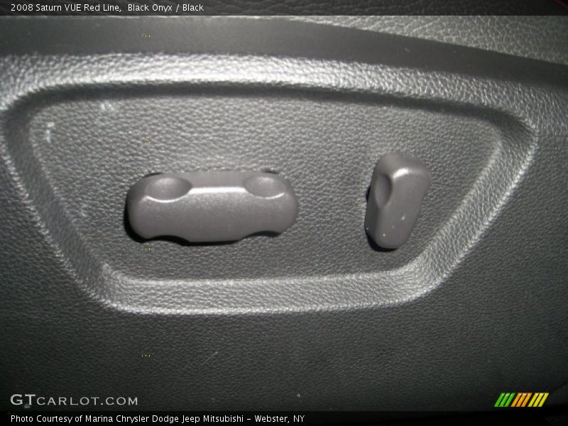 Black Onyx / Black 2008 Saturn VUE Red Line