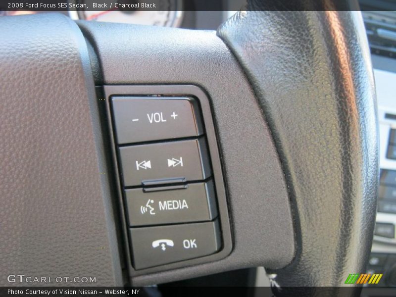 Black / Charcoal Black 2008 Ford Focus SES Sedan