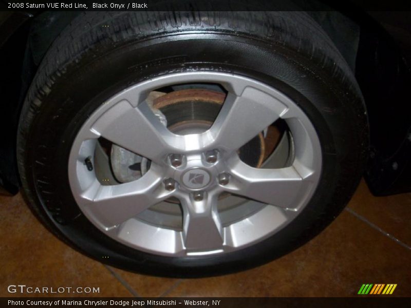 Black Onyx / Black 2008 Saturn VUE Red Line