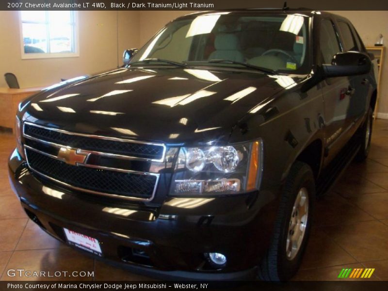 Black / Dark Titanium/Light Titanium 2007 Chevrolet Avalanche LT 4WD