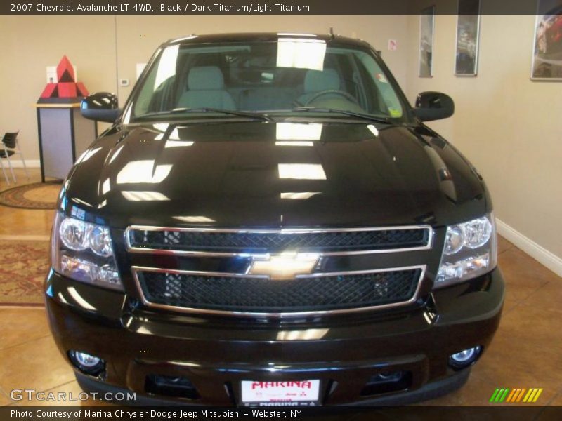 Black / Dark Titanium/Light Titanium 2007 Chevrolet Avalanche LT 4WD