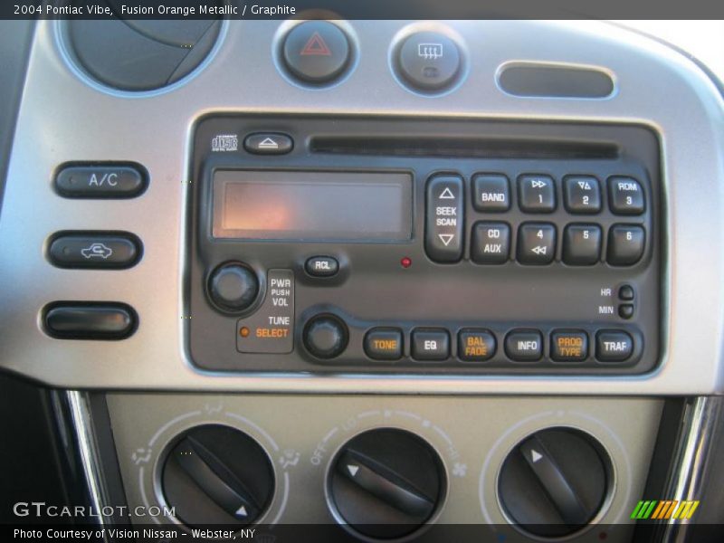 Fusion Orange Metallic / Graphite 2004 Pontiac Vibe